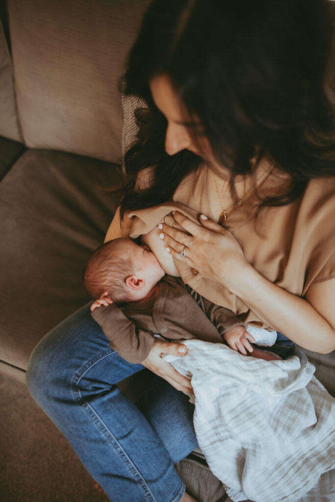 a mother breastfeeding her newborn in Cleveland ohio